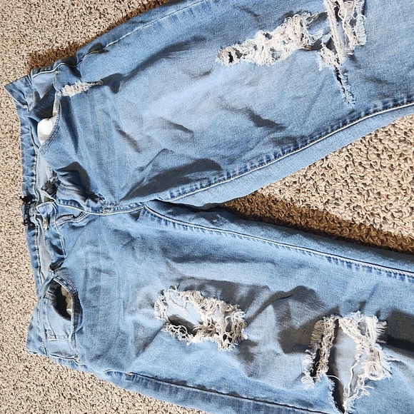 Distressed Size 12 Jeans - Picture 3 of 3